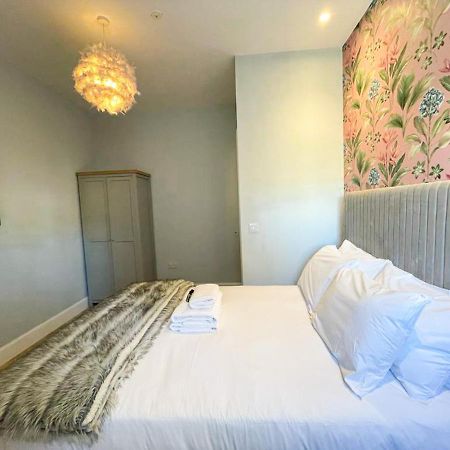 Apartament Beautiful 2Br, Private Entry In Vibrant Leith Edynburg Zewnętrze zdjęcie