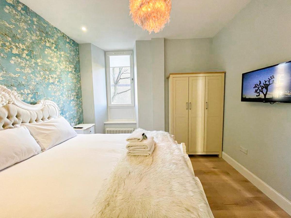 Apartament Beautiful 2Br, Private Entry In Vibrant Leith Edynburg Zewnętrze zdjęcie